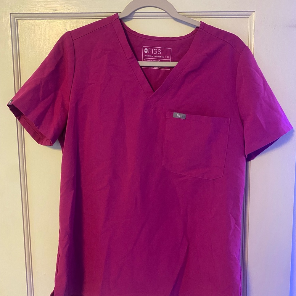 Figs Magenta Technical Collection Scrub Top